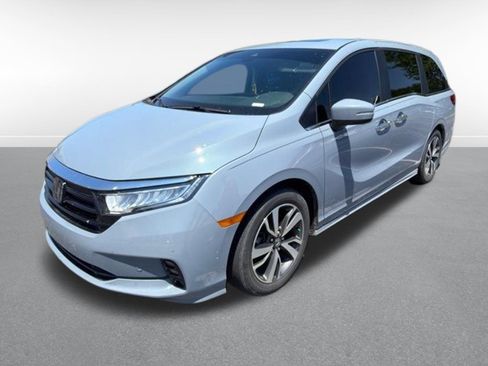 Certified 2024 Honda Odyssey Touring image 1
