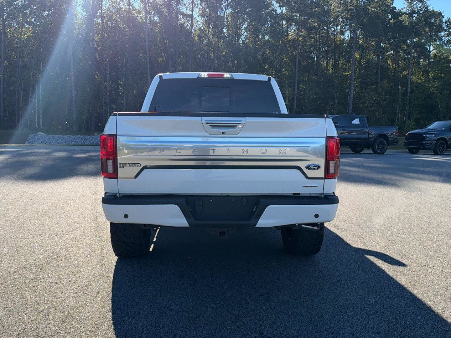 Used 2020 Ford F150 Platinum w/ Technology Package AWD/4WD image 6