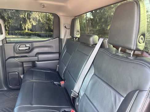 Used 2021 Chevrolet Silverado 1500 Custom Trail Boss w/ Safety Confidence Package image 11