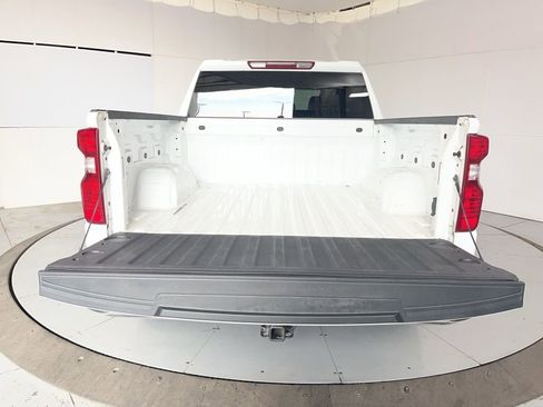 Used 2023 Chevrolet Silverado 1500 LT image 12