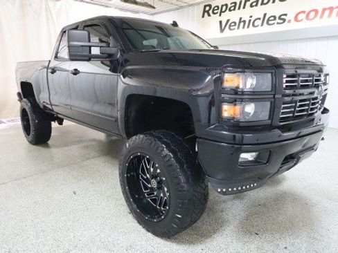 Used 2015 Chevrolet Silverado 1500 LT w/ Midnight Edition AWD/4WD image 5