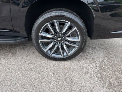 Used 2024 Cadillac Escalade ESV Sport image 43