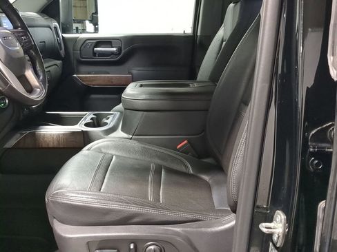 Used 2021 GMC Sierra 2500 Denali w/ Denali Ultimate Package image 29