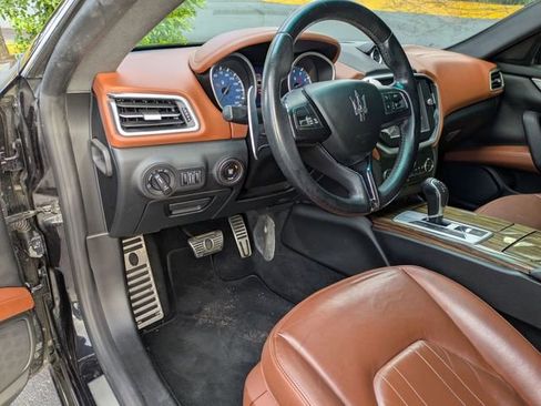 Used 2016 Maserati Ghibli S image 12