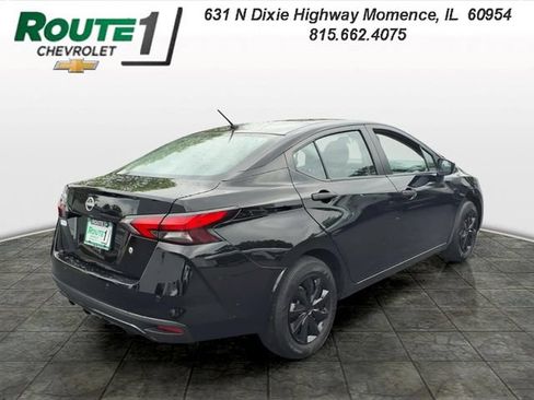 Used 2024 Nissan Versa S FWD image 4