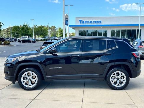 Used 2025 Jeep Compass Sport AWD/4WD image 23