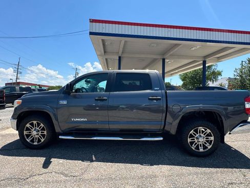 Used 2016 Toyota Tundra SR5 w/ SR5 Upgrade Package RWD image 4
