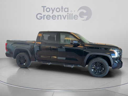 Used 2023 Toyota Tundra SR5 w/ SR5 Premium Package AWD/4WD image 7