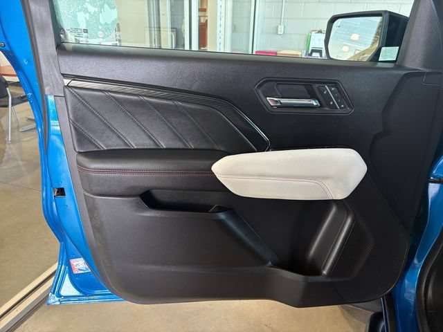 Used 2023 GMC Canyon AT4X AWD/4WD image 15