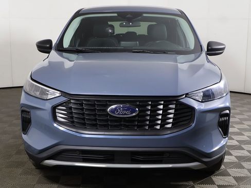 Used 2025 Ford Escape Active AWD/4WD image 9