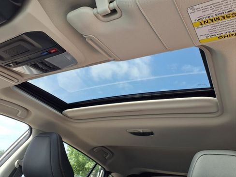 New 2025 Subaru Crosstrek 2.5i Limited w/ Crosstrek Mirror Package image 15