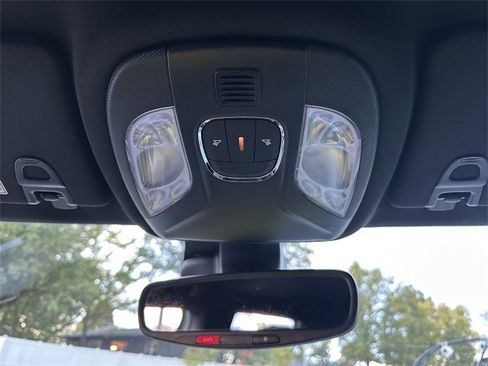 Used 2024 Jeep Compass Limited image 41