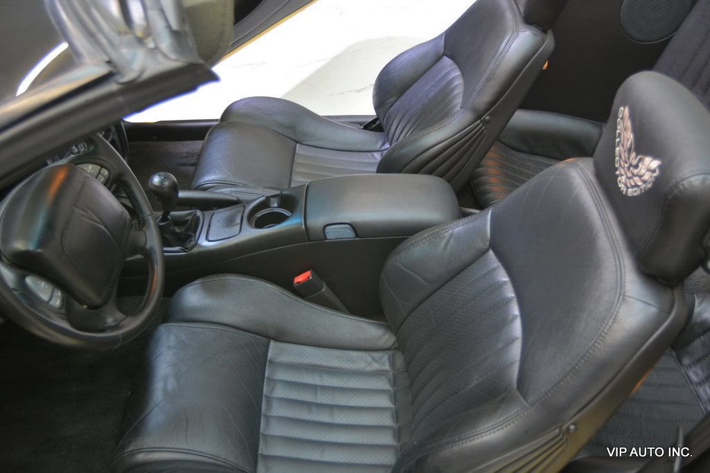 Used 2002 Pontiac Firebird Trans Am RWD image 29