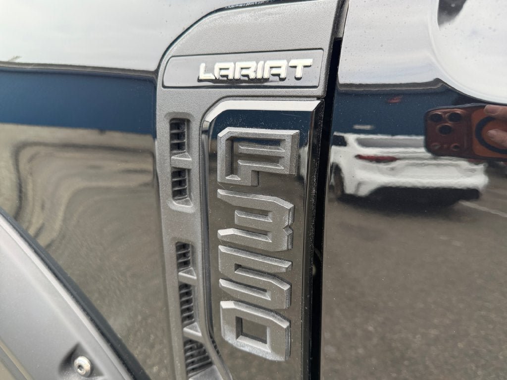 Used 2023 Ford F350 Lariat w/ Lariat Ultimate Package AWD/4WD image 34