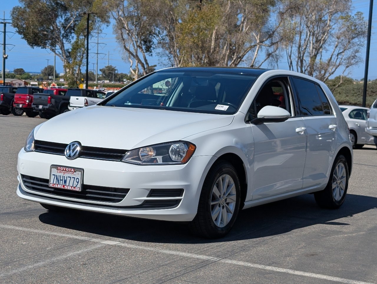 Used 2016 Volkswagen Golf S FWD image 11
