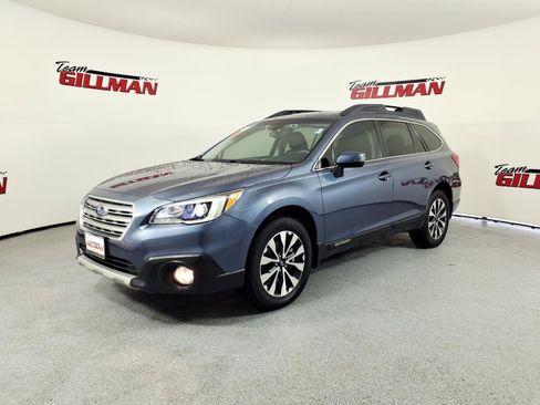 Used 2017 Subaru Outback 3.6R Limited image 2