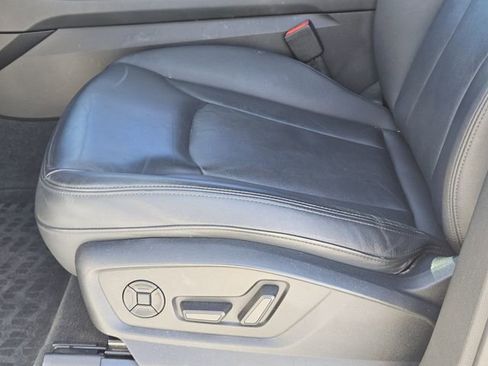 Used 2022 Audi Q7 2.0T Premium w/ Convenience Package image 26
