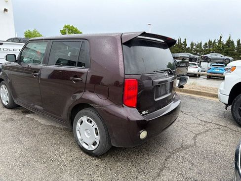 Used 2008 Scion xB FWD image 4