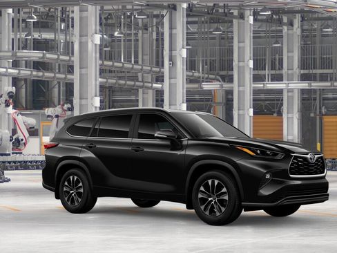 New 2026 Toyota Highlander XLE AWD/4WD image 14