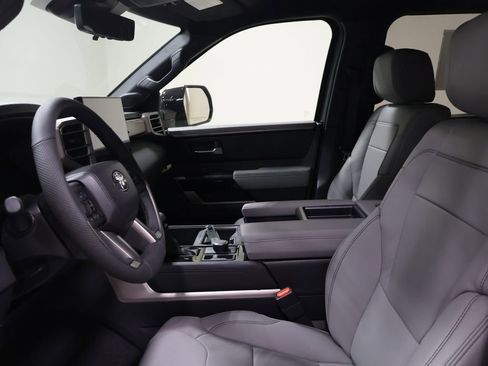 New 2026 Toyota Tundra Limited AWD/4WD image 8