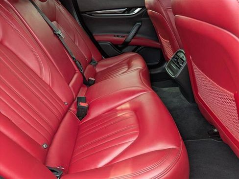 Used 2017 Maserati Ghibli RWD image 19