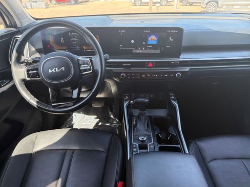Used 2024 Kia Sorento S FWD image 28