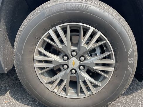 Used 2024 Chevrolet Traverse LS w/ LPO, Floor Liner Package AWD/4WD image 19