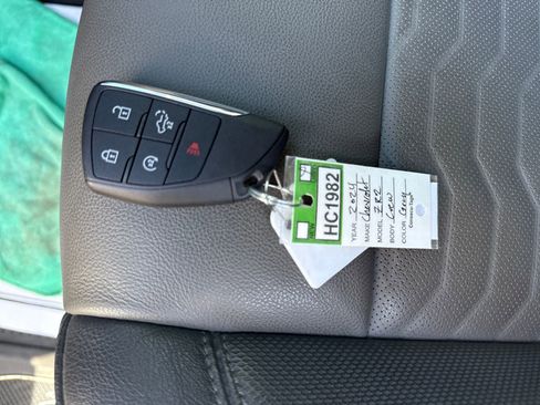 Used 2024 Chevrolet Silverado 1500 ZR2 image 29