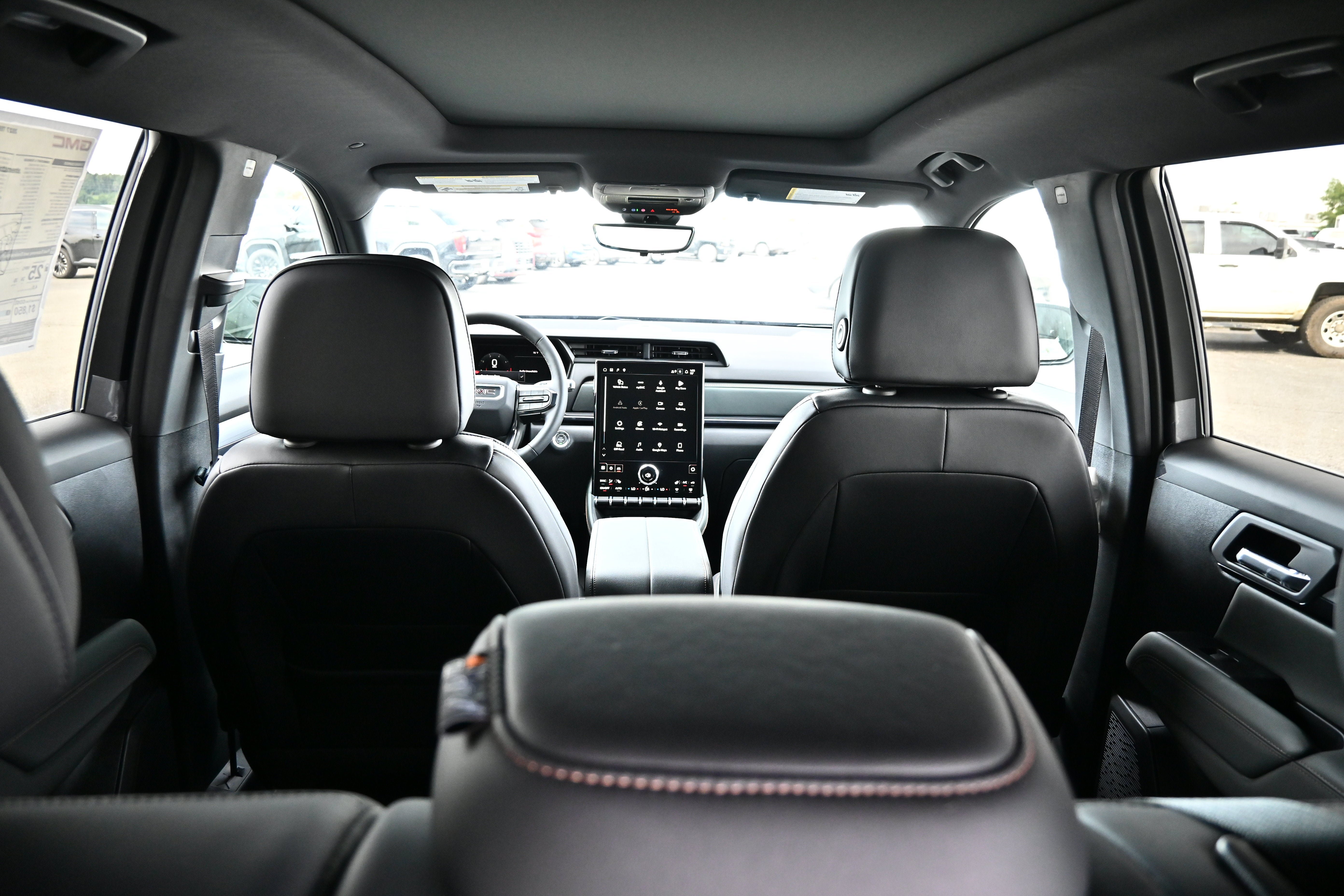 New 2027 GMC Terrain AT4 w/ Technology Package II AWD/4WD image 14