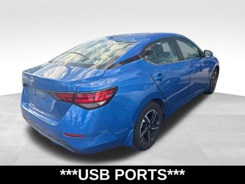 Used 2025 Nissan Sentra SV w/ All-Weather Package FWD image 5