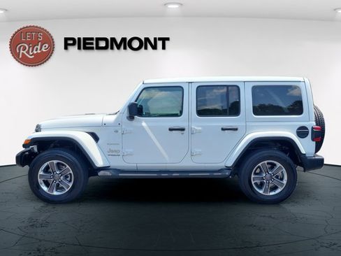 Used 2020 Jeep Wrangler Unlimited Sahara AWD/4WD image 8