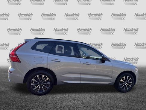 Certified 2025 Volvo XC60 B5 Plus image 11