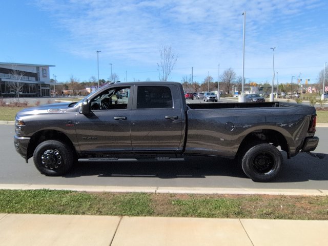 New 2026 RAM 3500 Big Horn AWD/4WD image 10
