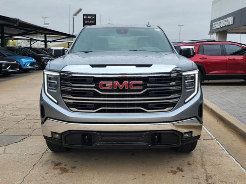 New 2026 GMC Sierra 1500 SLT w/ X31 Off-Road Package AWD/4WD image 9