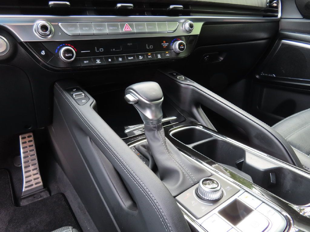 Certified 2024 Kia Telluride SX Prestige AWD/4WD image 11