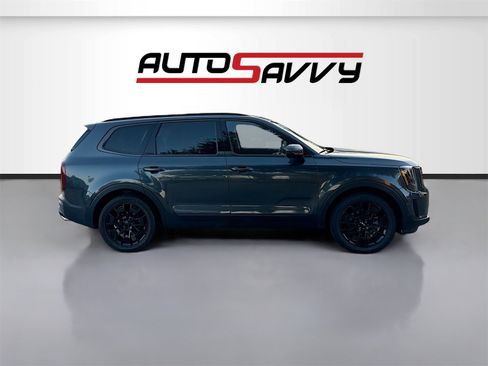 Used 2022 Kia Telluride EX w/ EX Premium Package image 8