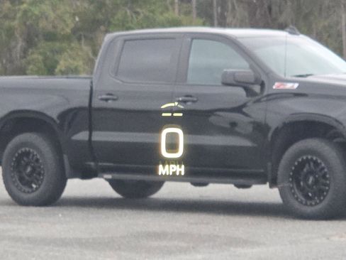 Used 2025 GMC Sierra 1500 Denali Ultimate image 10