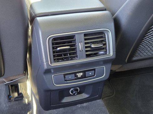 Used 2018 Audi Q5 2.0T Premium image 10