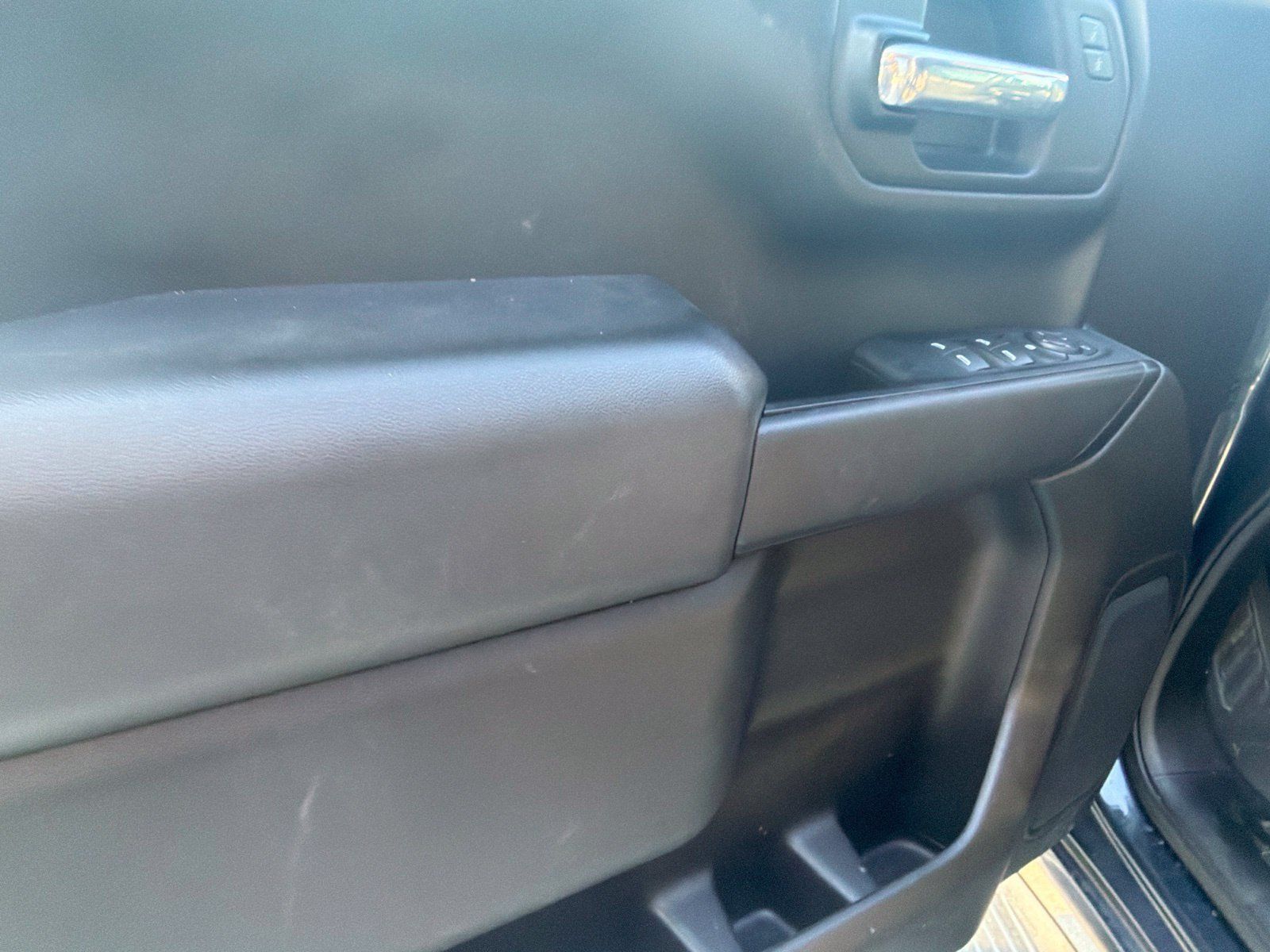 Used 2022 Chevrolet Silverado 1500 Custom RWD image 13