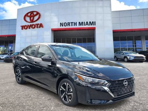 Used 2024 Nissan Sentra SV FWD image 1