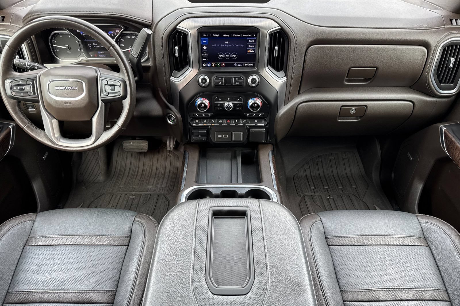 Certified 2020 GMC Sierra 2500 Denali w/ Denali Ultimate Package AWD/4WD image 14
