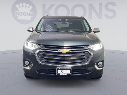Used 2020 Chevrolet Traverse LT image 11