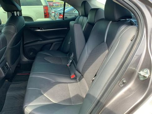 Used 2020 Toyota Camry XSE w/ Navigation Package FWD image 10