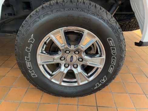 Used 2017 Ford F150 XLT w/ Equipment Group 302A Luxury image 36