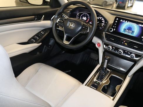 Used 2022 Honda Accord LX image 15
