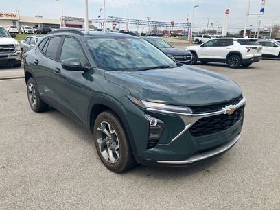 Used 2025 Chevrolet Trax LT