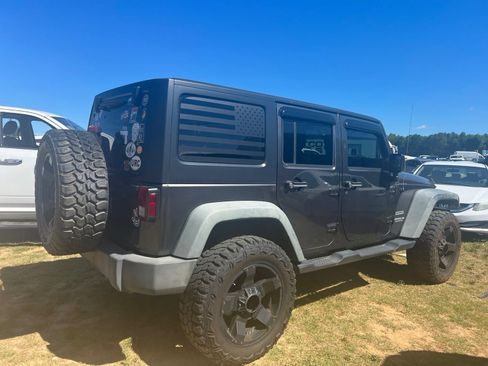 Used 2017 Jeep Wrangler Unlimited Sport w/ Quick Order Package 24S AWD/4WD image 8