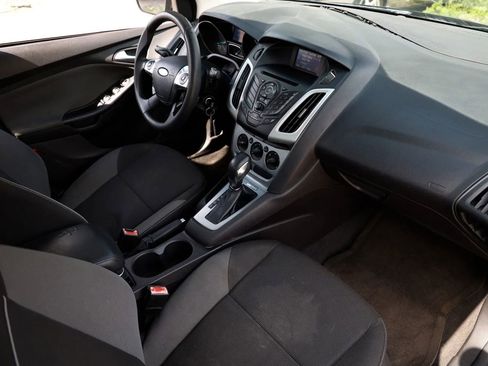 Used 2012 Ford Focus SE FWD image 23