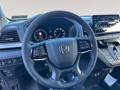 New 2026 Honda Odyssey EX-L image 12
