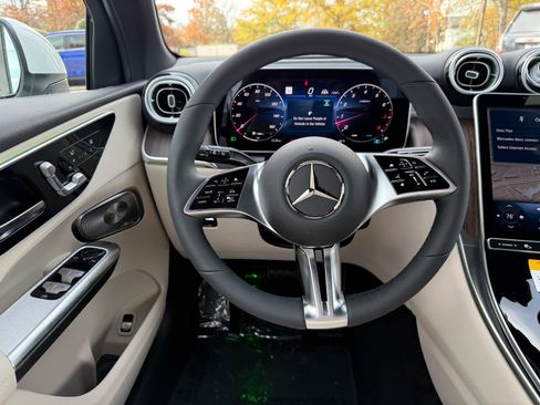 New 2026 Mercedes-Benz GLC 300 GLC 300 image 14